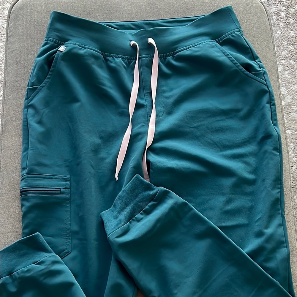 Women’s Caribbean Blue FIGS Zamora joggers